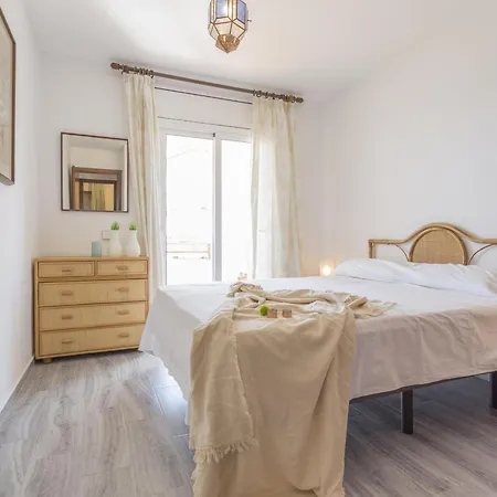 Ref. Blanc Canigo 2: Con Vistas Al Mar A Pie De Playa Con Parking. - Es-325-7